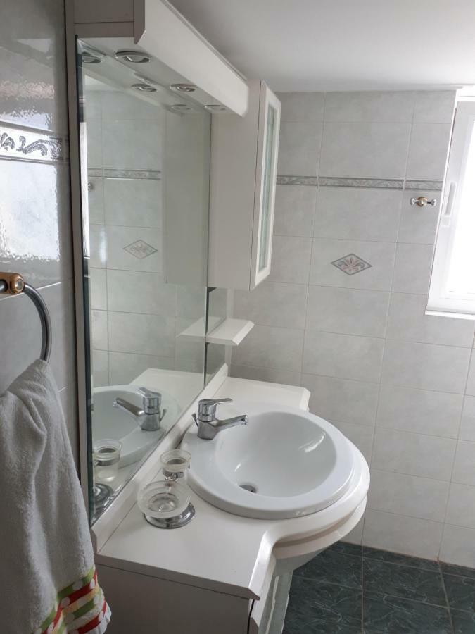 Sea View,Big And Comfortable Appartment In Voula Athen Exterior foto